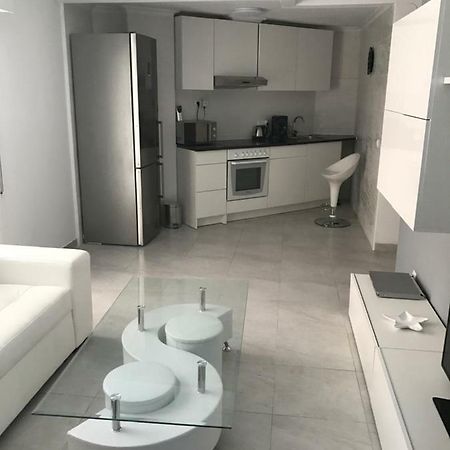 Modern Beach Apartment Torrevieja Exteriör bild